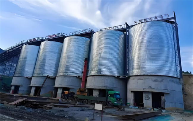 巴音郭楞螺旋卷板仓施工现场